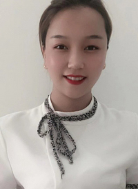 何丽